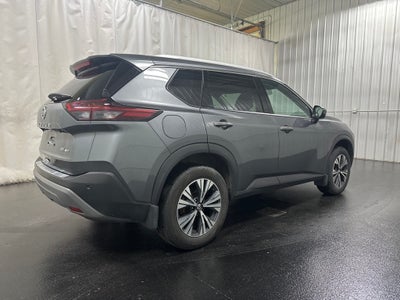 2021 Nissan Rogue SV PREMIUM PACKAGE WITH MOONROOF & LEATHER SEATS
